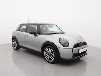 Used MINI Cooper 2024 for sale - 77619309: Photo