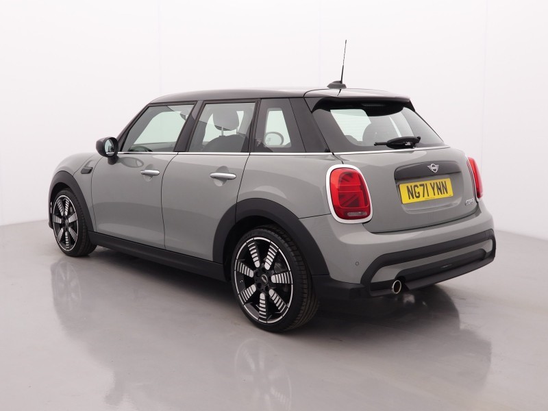 Used MINI Hatch 2022 for sale - 77393567: Photo 2