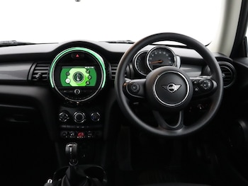 Used MINI Hatch 2021 for sale - 77945586: Photo