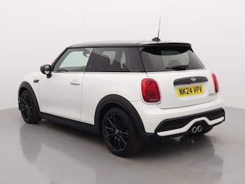 Used MINI Hatch 2024 for sale - 77718132: Photo