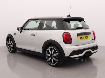 Used MINI Hatch 2022 for sale - 77690988: Photo