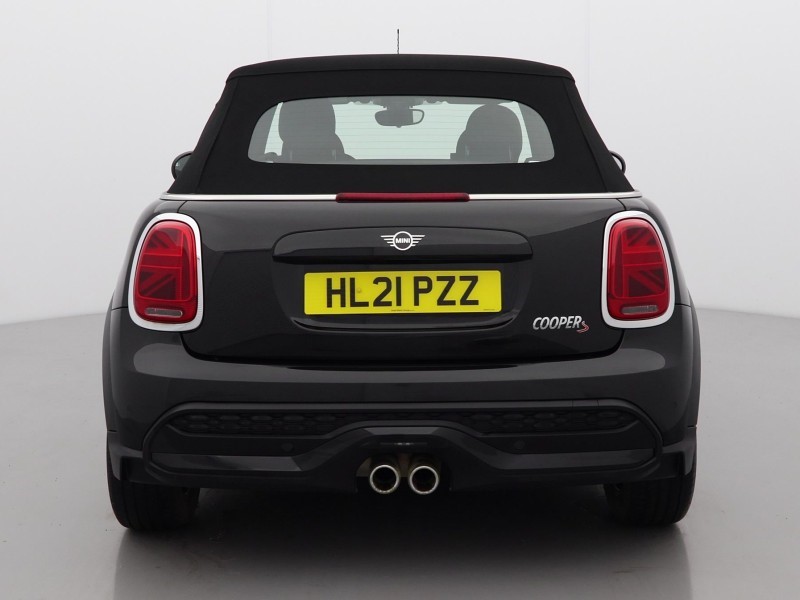 Used MINI Convertible 2021 for sale - 76982480: Photo 15