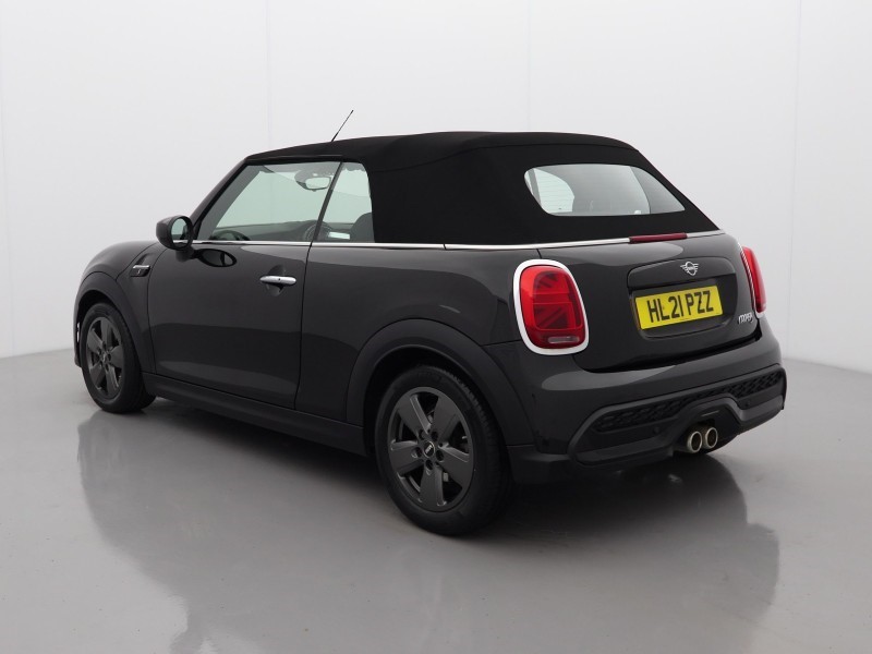 Used MINI Convertible 2021 for sale - 76982480: Photo 2