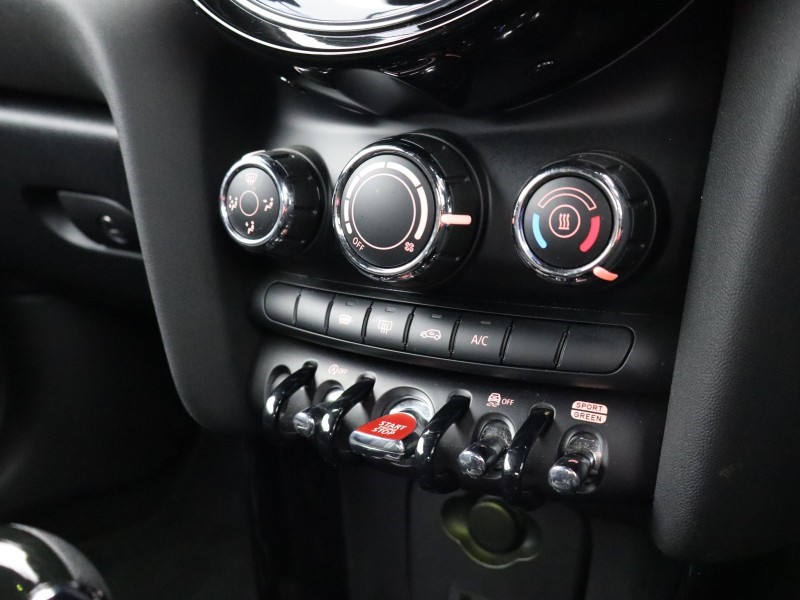 Used MINI Convertible 2021 for sale - 76982480: Photo 25