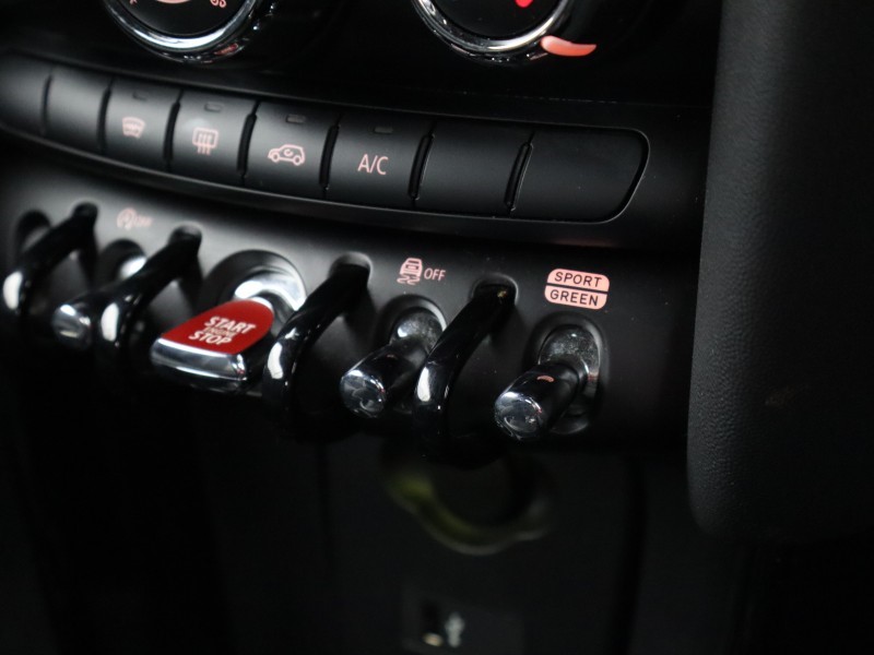 Used MINI Convertible 2021 for sale - 76982480: Photo 26