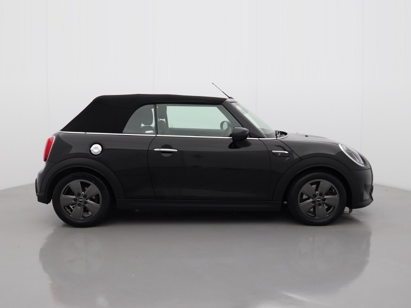 Used MINI Convertible 2021 for sale - 76982480: Photo 3