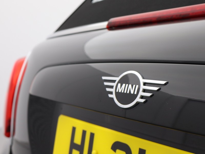 Used MINI Convertible 2021 for sale - 76982480: Photo 34