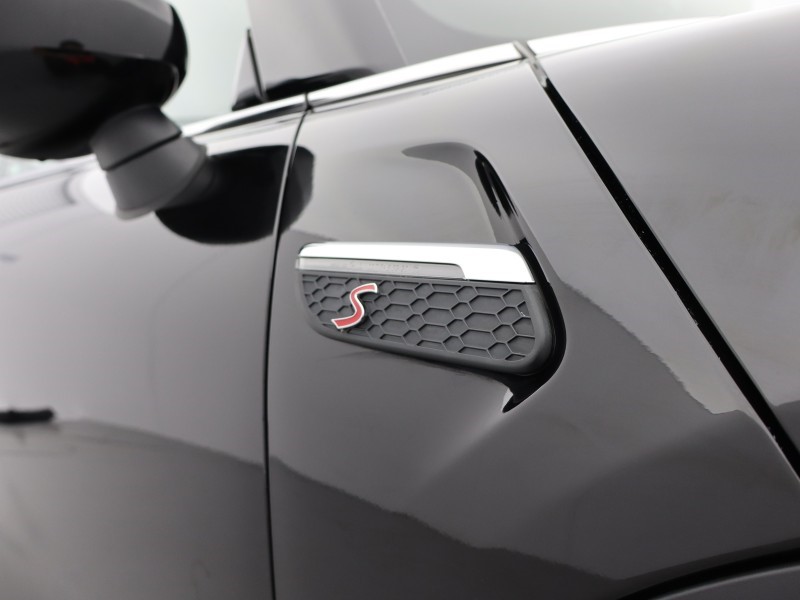 Used MINI Convertible 2021 for sale - 76982480: Photo 40