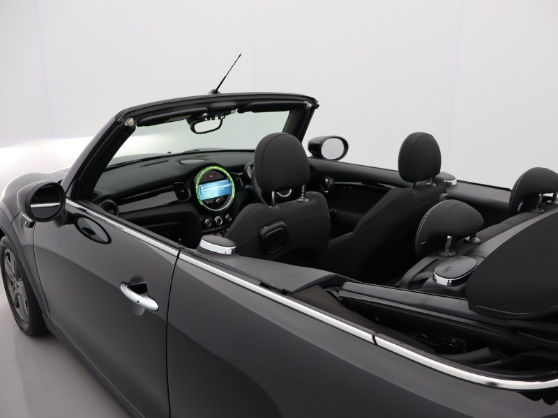 Used MINI Convertible 2021 for sale - 76982480: Photo 41