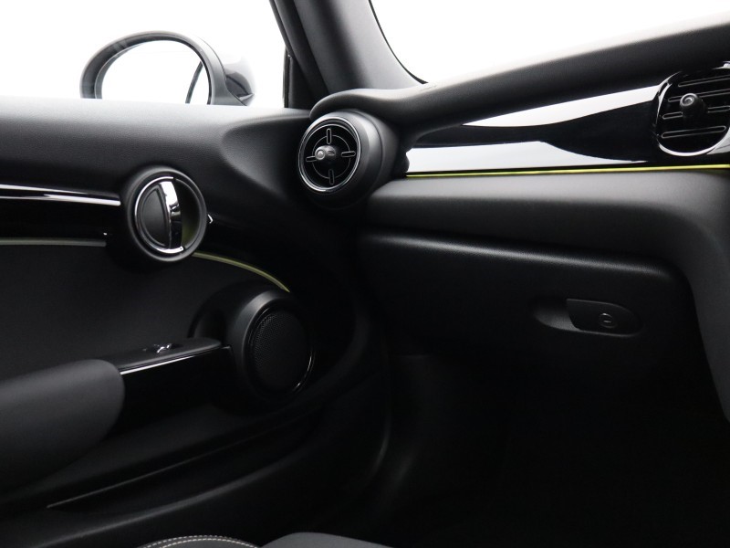 Used MINI Convertible 2021 for sale - 76982480: Photo 47