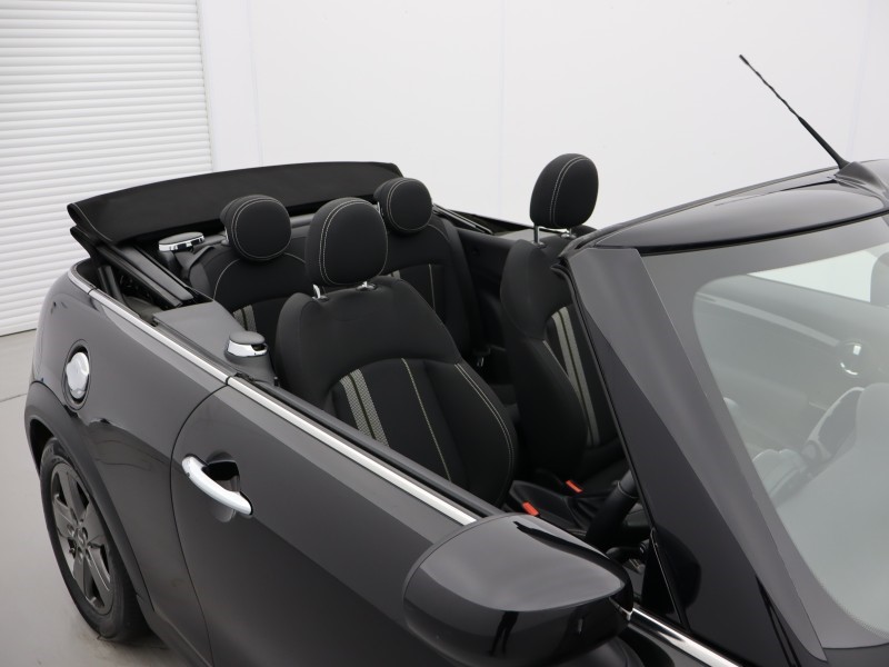 Used MINI Convertible 2021 for sale - 76982480: Photo 56