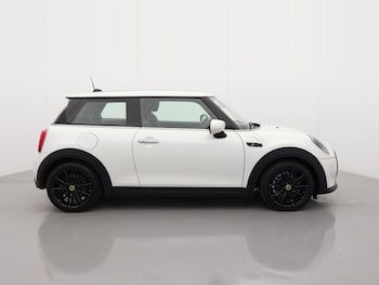 Used MINI Hatch 2023 for sale - 77628974: Photo