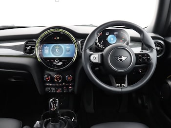 Used MINI Hatch 2022 for sale - 77903436: Photo