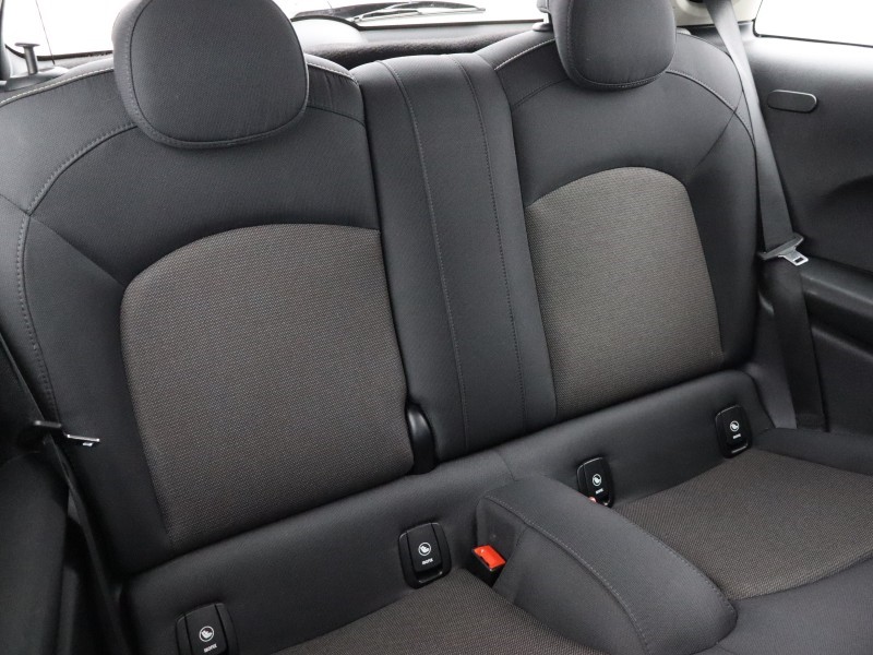 Used MINI Hatch 2018 for sale - 76982380: Photo 12