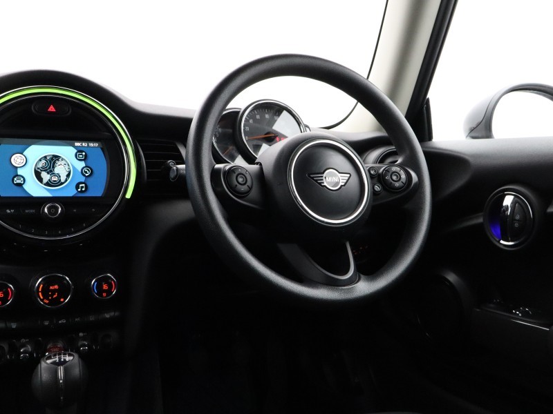 Used MINI Hatch 2018 for sale - 76982380: Photo 17