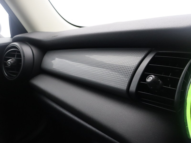 Used MINI Hatch 2018 for sale - 76982380: Photo 47