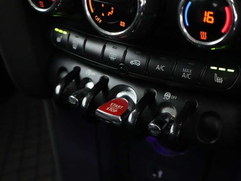 Used MINI Hatch 2018 for sale - 76982380: Photo 54