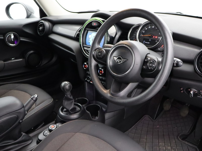 Used MINI Hatch 2018 for sale - 76982380: Photo 7