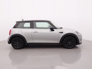 Used MINI Hatch 2024 for sale - 79571924: Photo