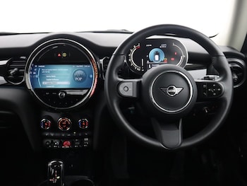 Used MINI Hatch 2024 for sale - 79571924: Photo