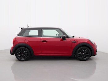 Used MINI Hatch 2023 for sale - 77005467: Photo