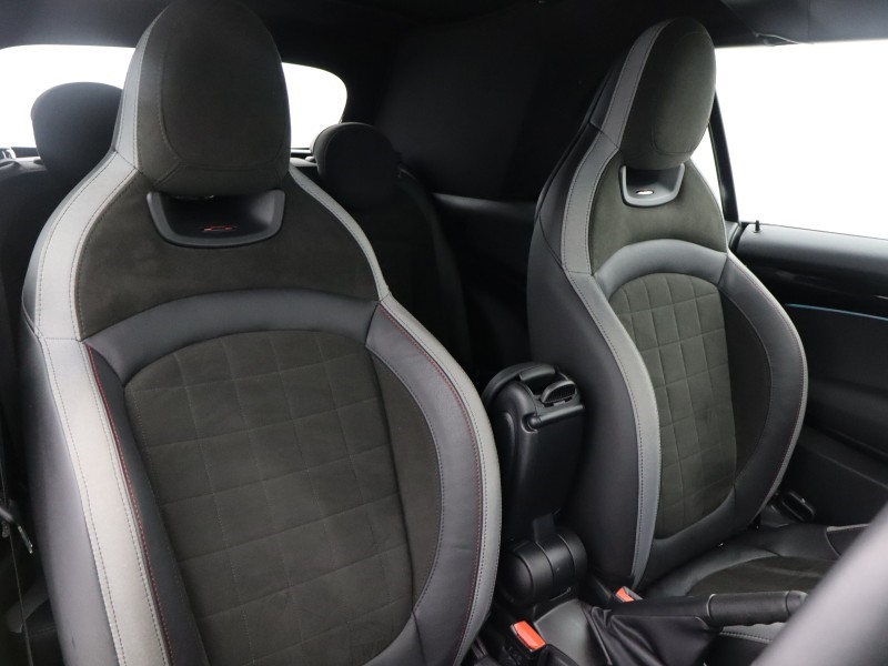 Used MINI Convertible 2022 for sale - 77350064: Photo 11