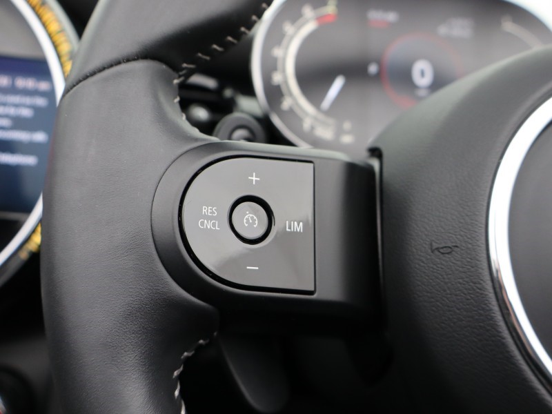 Used MINI Convertible 2022 for sale - 77350064: Photo 18