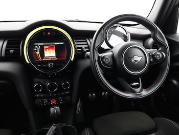 Used MINI Hatch 2019 for sale - 79177006: Photo