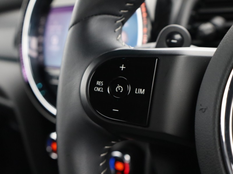 Used MINI Convertible 2023 for sale - 76980914: Photo 18