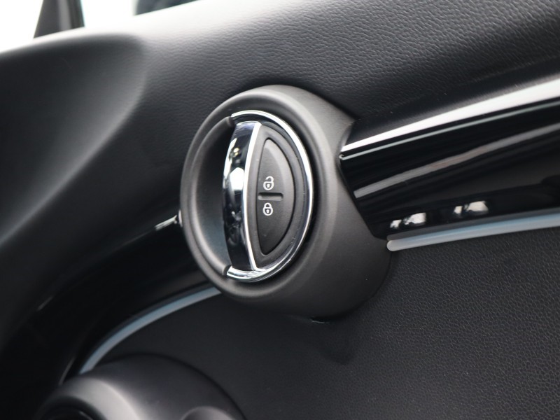 Used MINI Convertible 2023 for sale - 76980914: Photo 20