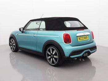 Used MINI Convertible 2023 for sale - 76980914: Photo
