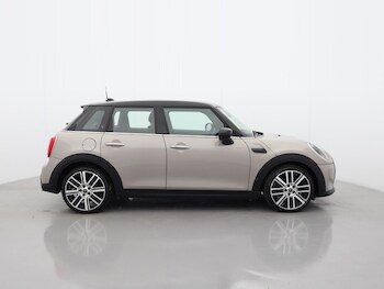 Used MINI Hatch 2023 for sale - 78249960: Photo