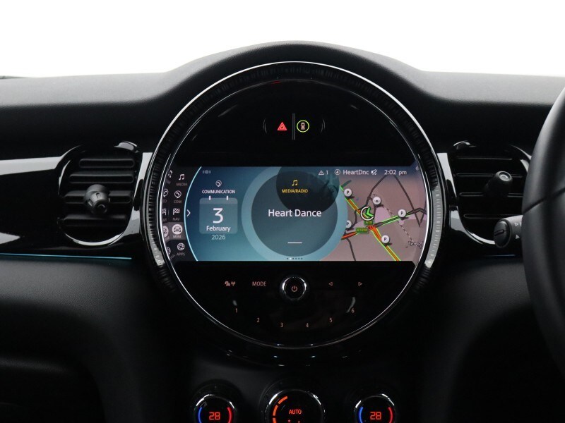 Used MINI Hatch 2022 for sale - 77420520: Photo 8