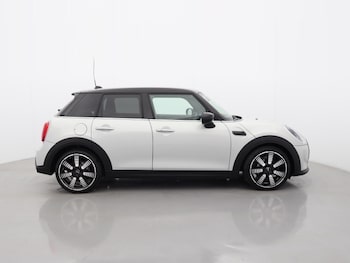 Used MINI Hatch 2022 for sale - 78499574: Photo