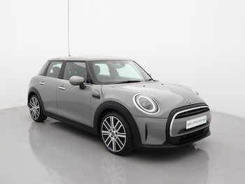 Used MINI Hatch 2022 for sale - 76982435: Photo