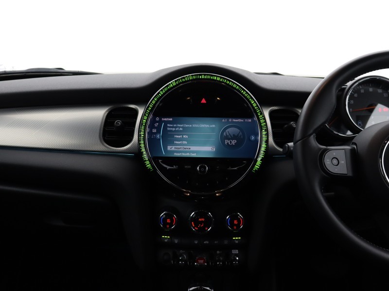 Used MINI Hatch 2022 for sale - 76982435: Photo 8