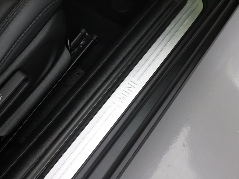 Used MINI Convertible 2022 for sale - 76981861: Photo 31