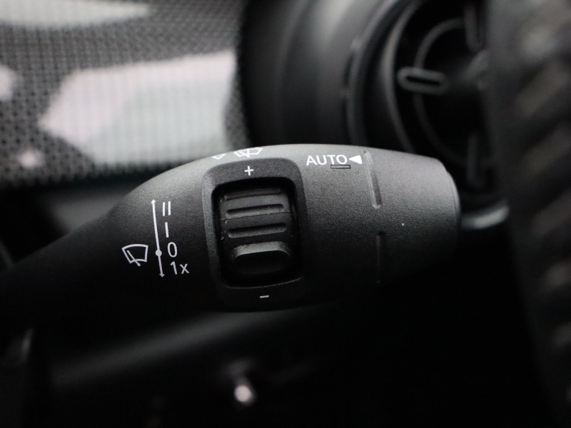 Used MINI Convertible 2022 for sale - 76981861: Photo 44