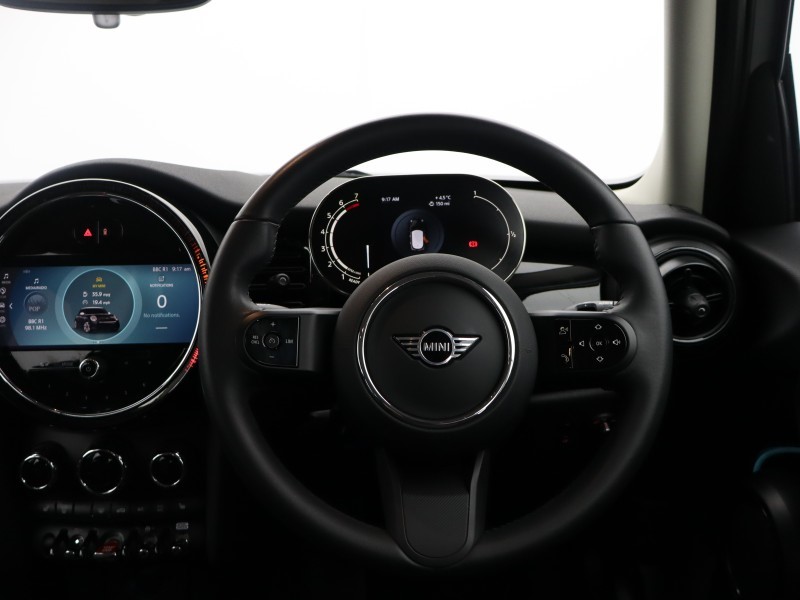 Used MINI Hatch 2023 for sale - 77124135: Photo 5