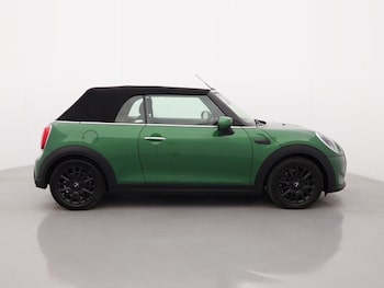 Used MINI Convertible 2024 for sale - 77803969: Photo
