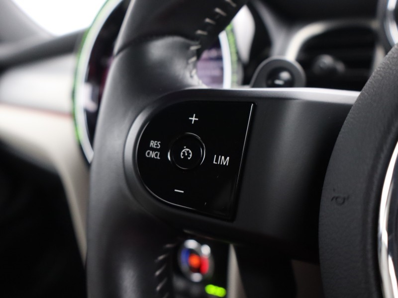 Used MINI Hatch 2023 for sale - 76981599: Photo 16