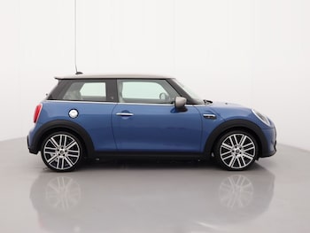 Used MINI Hatch 2023 for sale - 76981599: Photo