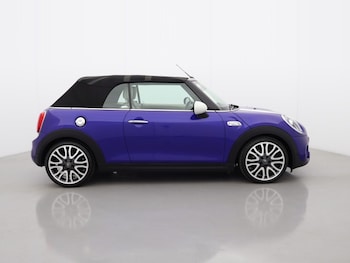 Used MINI Convertible 2018 for sale - 78941752: Photo