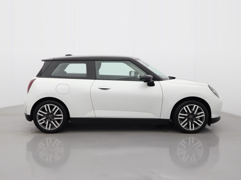Used MINI Cooper 2024 for sale - 77220419: Photo 3