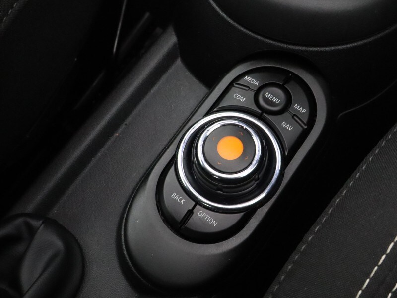 Used MINI Convertible 2019 for sale - 77207083: Photo 20