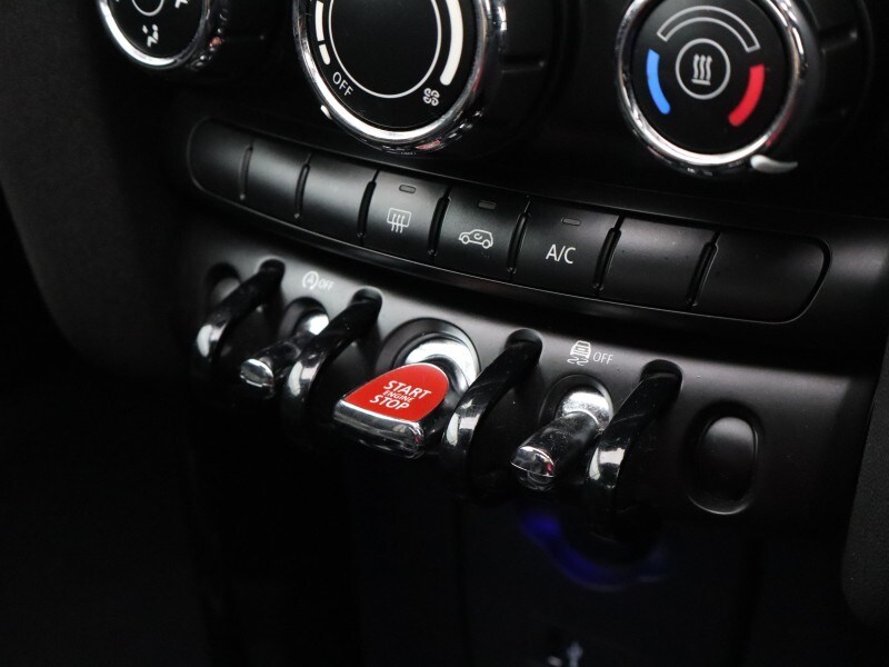 Used MINI Convertible 2019 for sale - 77207083: Photo 30