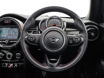 Used MINI Convertible 2019 for sale - 77207083: Photo