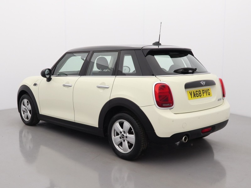 Used MINI Hatch 2018 for sale - 77679021: Photo 2