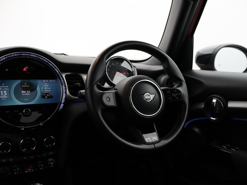 Used MINI Hatch 2022 for sale - 76980972: Photo 17