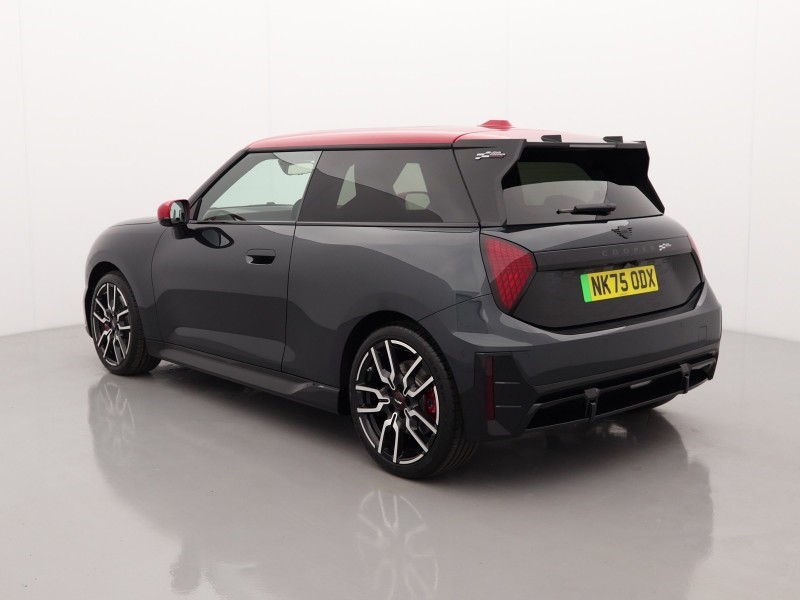 Used MINI Cooper 2025 for sale - 76981010: Photo 2